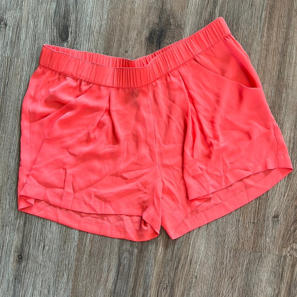 BCBG lightweight coral shorts